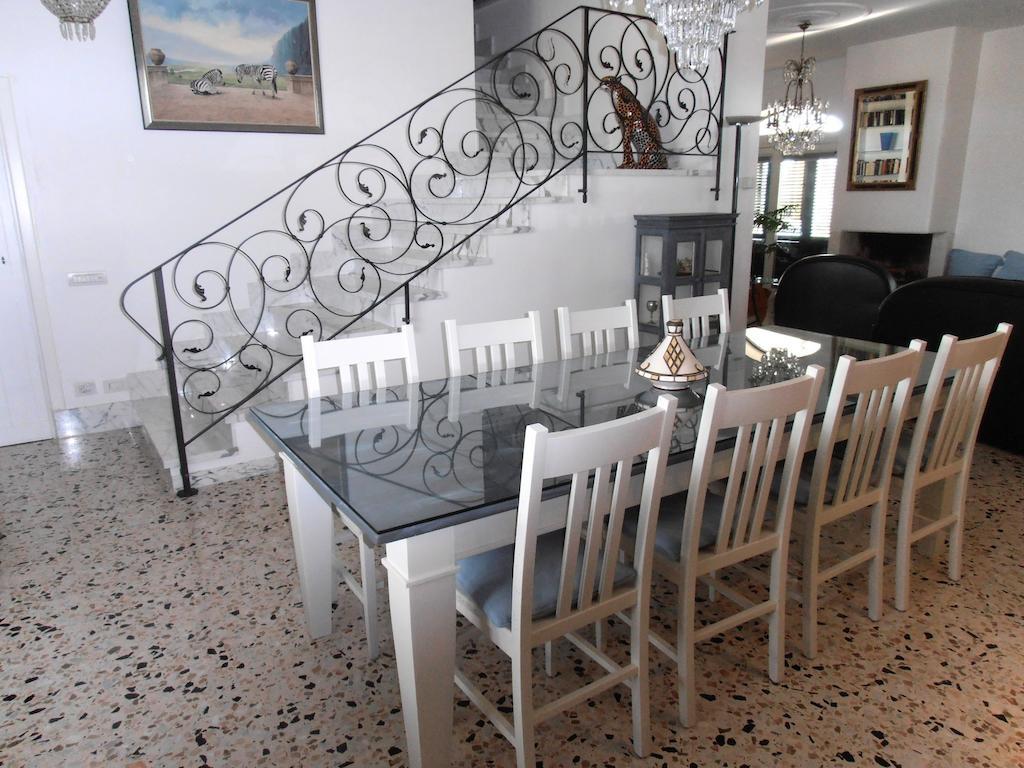 Bed & Breakfast Villa Lavanda Noci Exterior photo